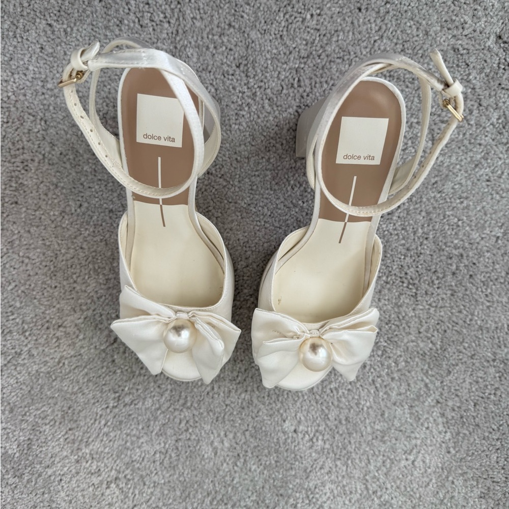 Dolce Vita Ivory Pearl Bow Block Heel Sandals